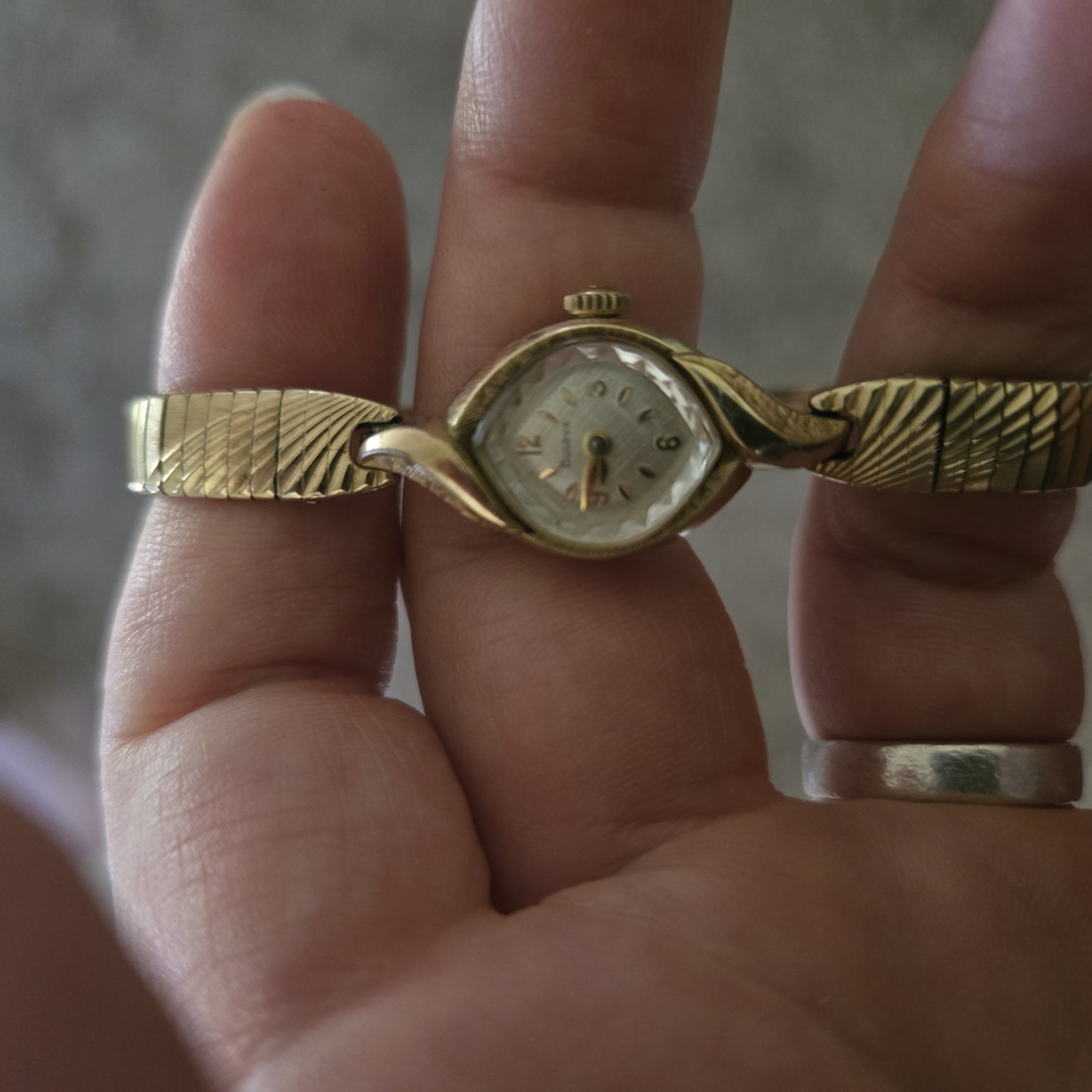 Bulova 1960 Vintage 10k Gold Filled Ladies Watch